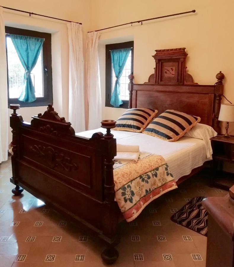 Rural Mas Blanc 3* San Martín de Centellas