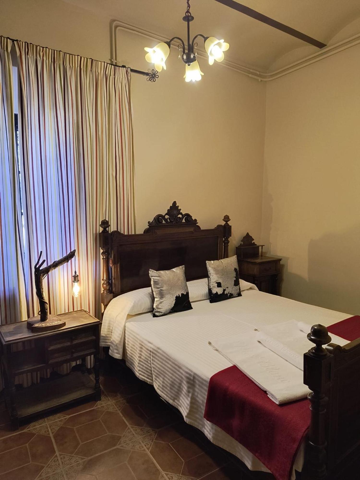 Rural Mas Blanc Guest house San Martin de Centellas